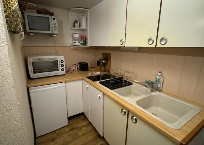 アパート 4-6 Personnes Au Pied Des Pistes *